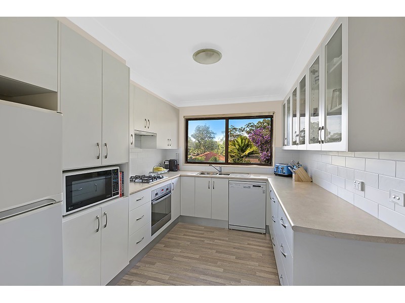 38 Elaine Avenue, Berkeley Vale NSW 2261