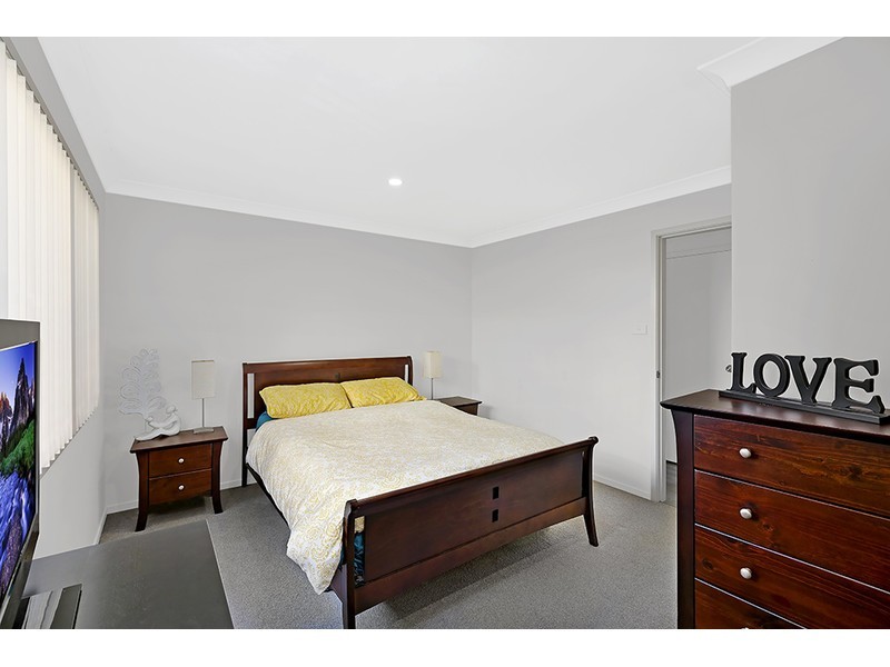 44 Gregory Street, Berkeley Vale NSW 2261