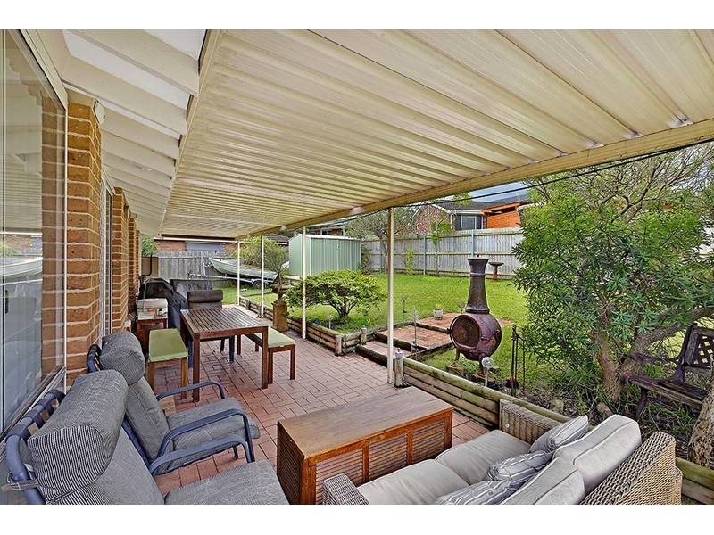 232 Cresthaven Avenue, Bateau Bay NSW 2261
