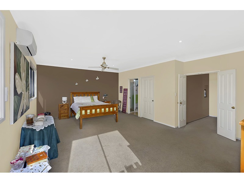 2 Grandis Place, Bateau Bay NSW 2261