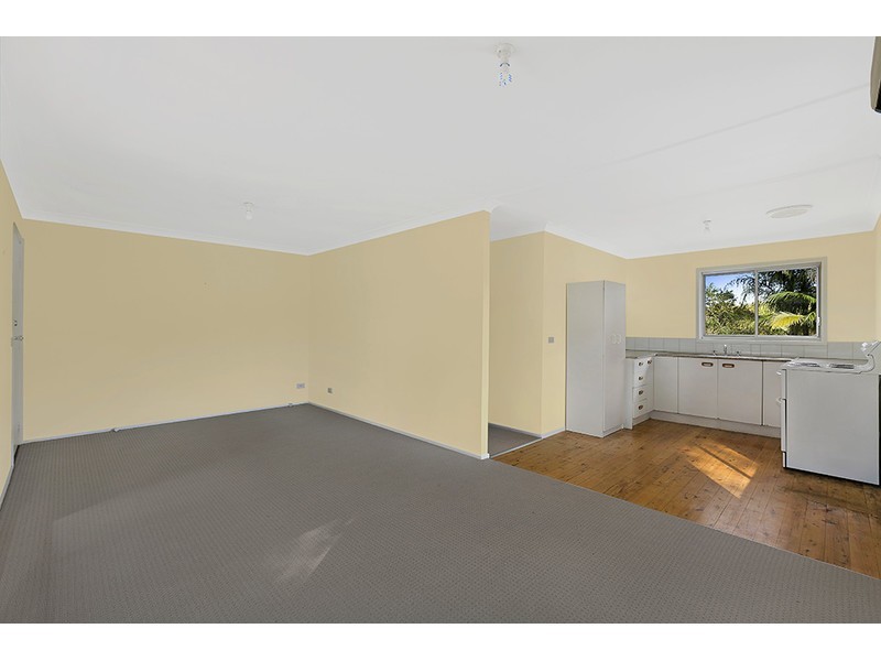16 Pelican Steet, Tumbi Umbi NSW 2261