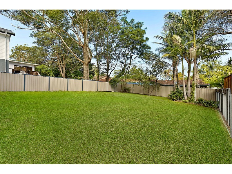 16 Pelican Steet, Tumbi Umbi NSW 2261