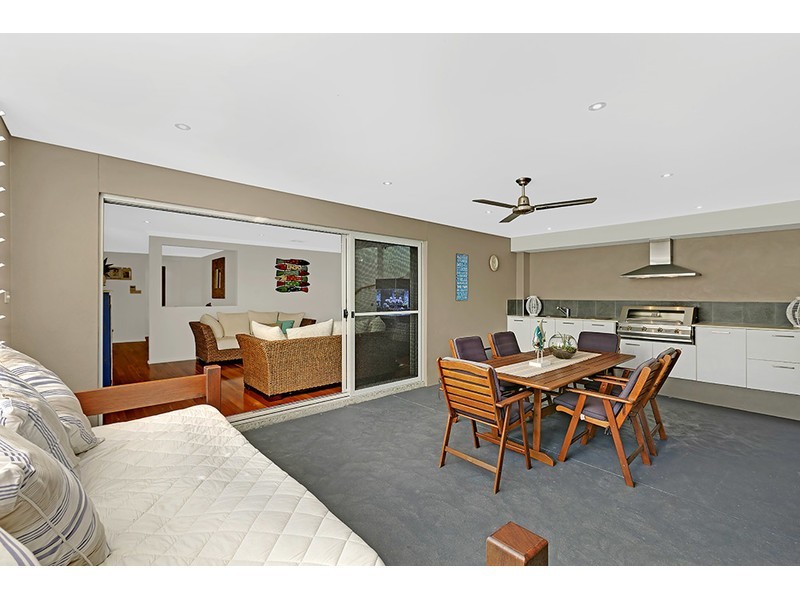 6 Neale Street, Long Jetty NSW 2261