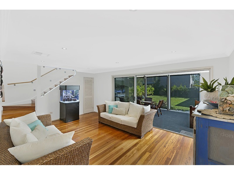 6 Neale Street, Long Jetty NSW 2261