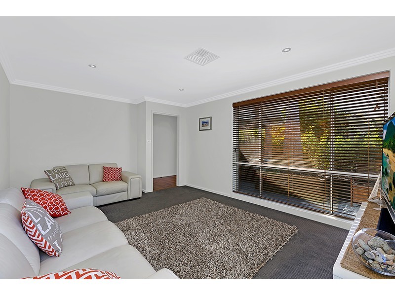 6 Neale Street, Long Jetty NSW 2261