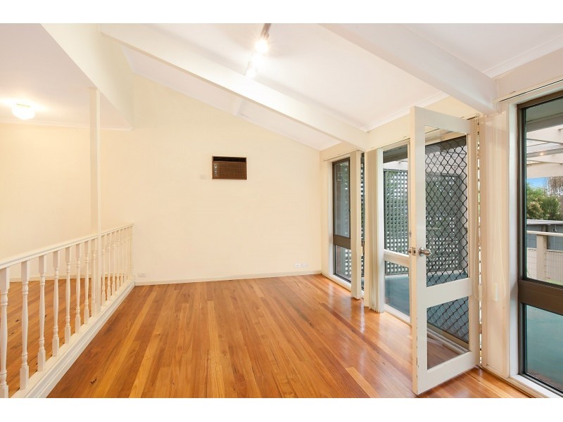 66 Platypus Road, Berkeley Vale NSW 2261