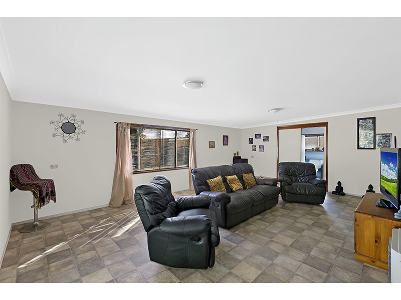 35 Cornish Avenue, Killarney Vale NSW 2261