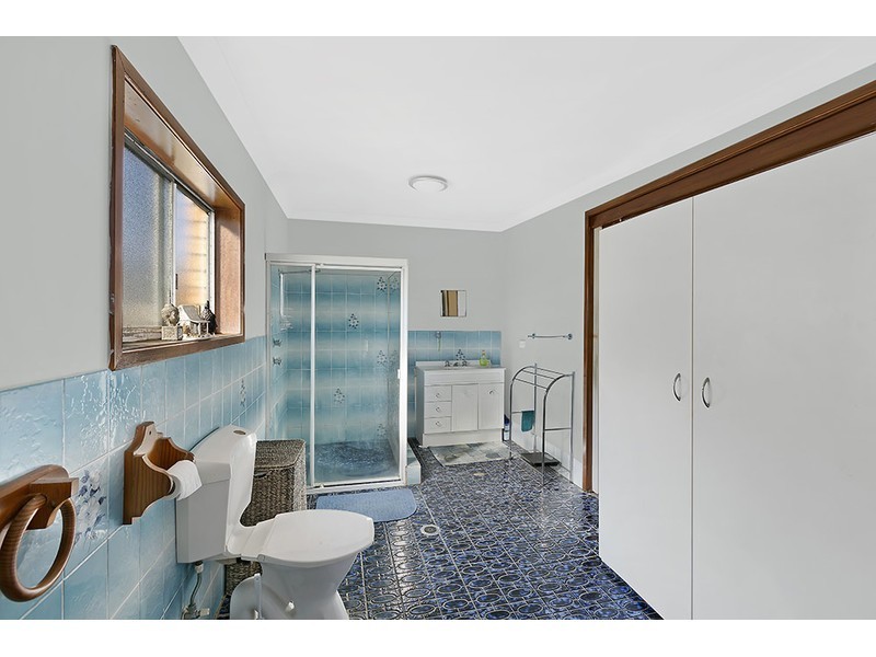 35 Cornish Avenue, Killarney Vale NSW 2261