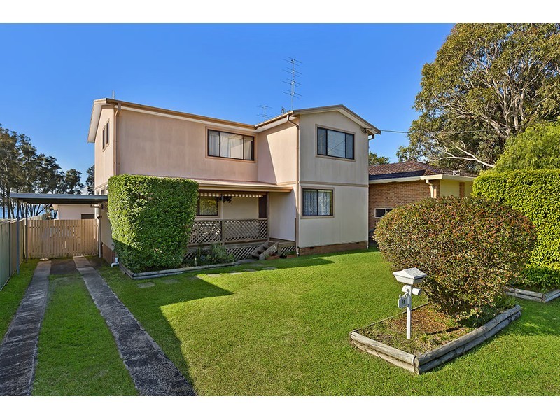 81 Lakedge Avenue, Berkeley Vale NSW 2261