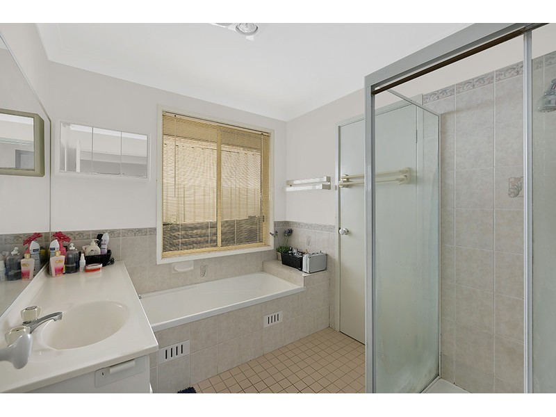 19 Honeysuckle Close, Glenning Valley NSW 2261