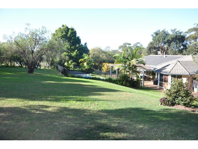 2 Bangalow Close, Tumbi Umbi NSW 2261
