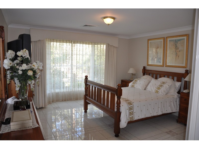 2 Bangalow Close, Tumbi Umbi NSW 2261