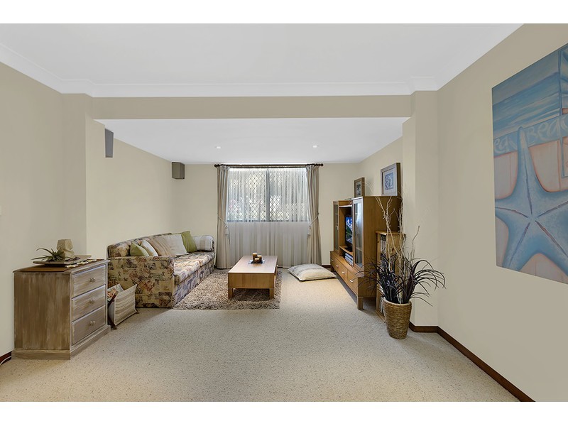 7 Fishermens Bend, Bateau Bay NSW 2261