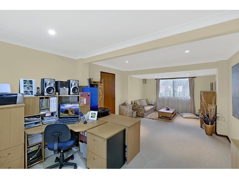 7 Fishermens Bend, Bateau Bay NSW 2261