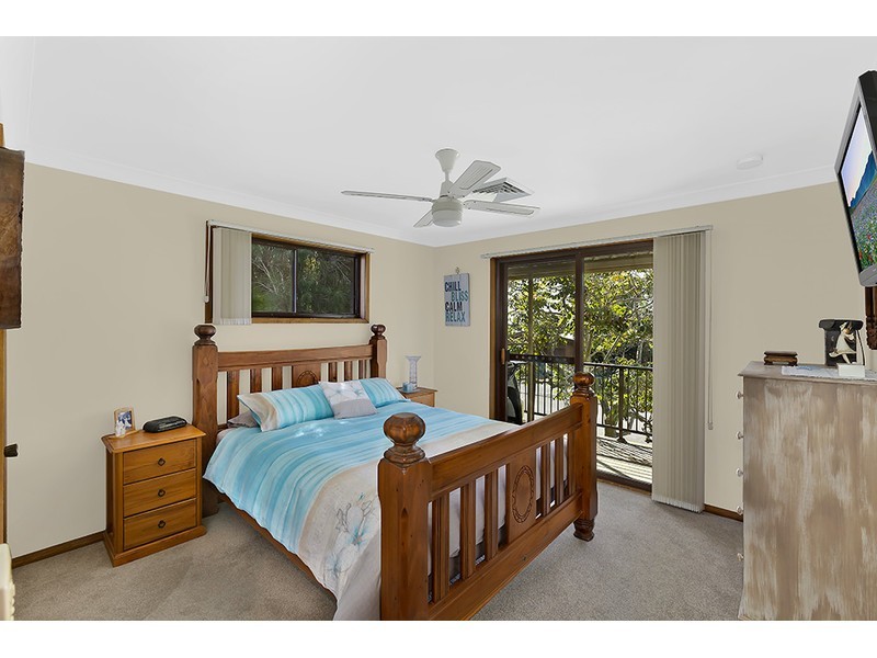 7 Fishermens Bend, Bateau Bay NSW 2261