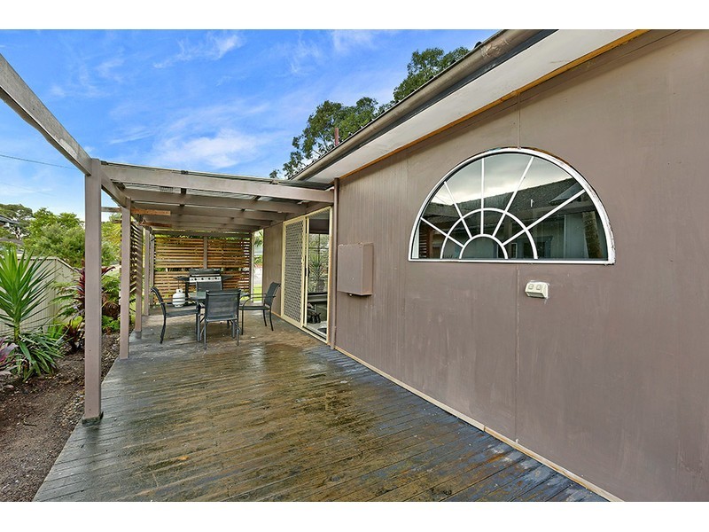 38 Laguna Parade, Berkeley Vale NSW 2261