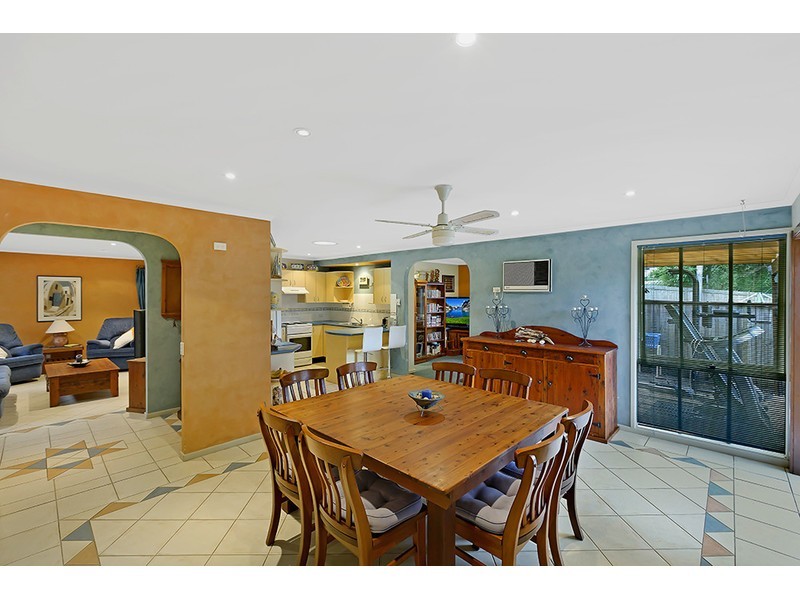 34 Elaine Avenue, Berkeley Vale NSW 2261