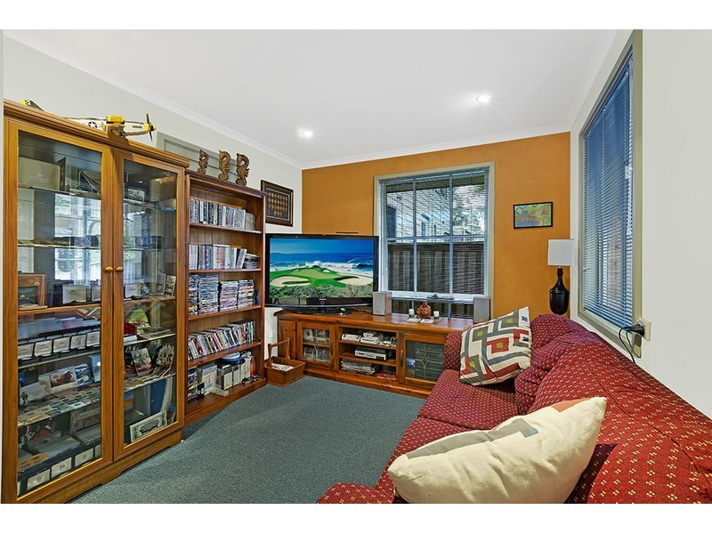 34 Elaine Avenue, Berkeley Vale NSW 2261