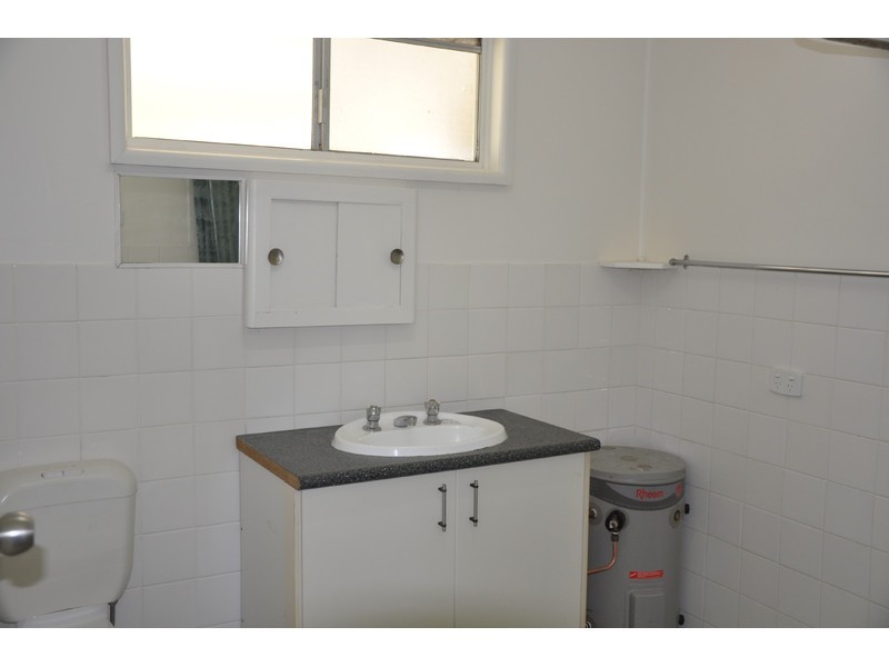 21 Wirigi Street, Berkeley Vale NSW 2261