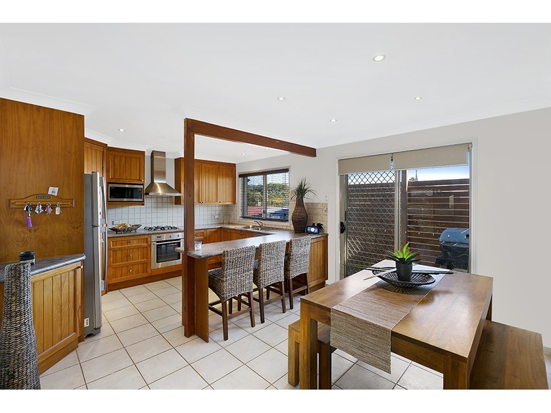 25 George Hely Crescent, Killarney Vale NSW 2261