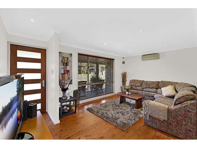 25 George Hely Crescent, Killarney Vale NSW 2261