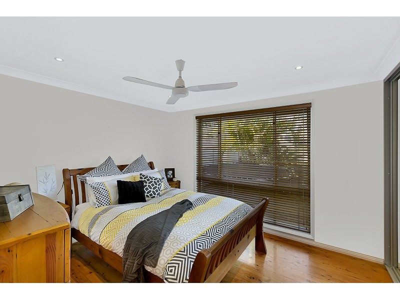25 George Hely Crescent, Killarney Vale NSW 2261