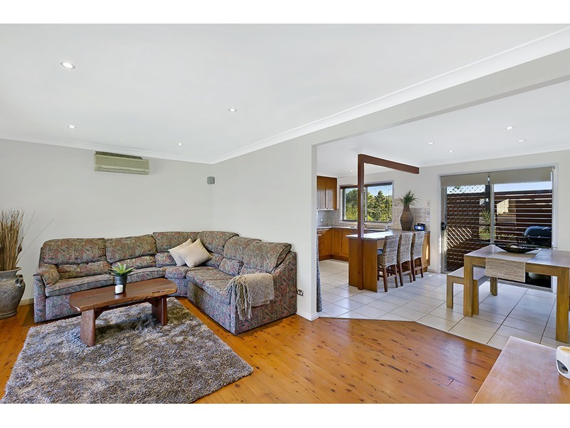 25 George Hely Crescent, Killarney Vale NSW 2261