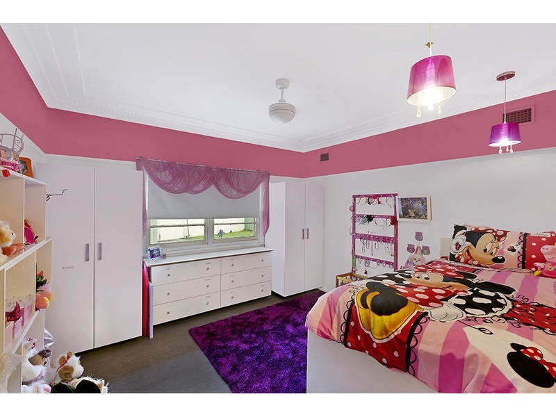 125 Tuggerawong Road, Wyongah NSW 2259