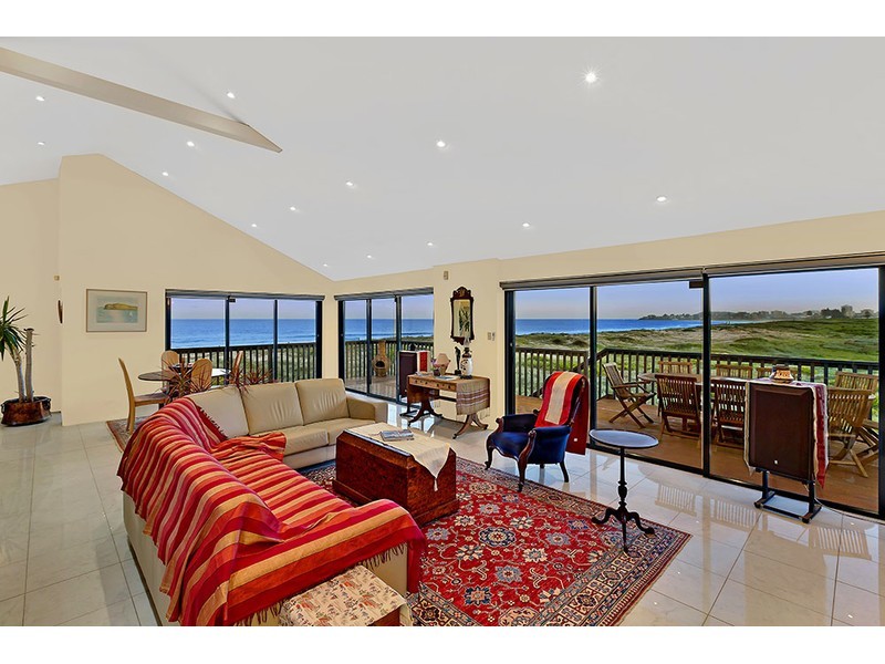 7 Wyuna Avenue, The Entrance North NSW 2261