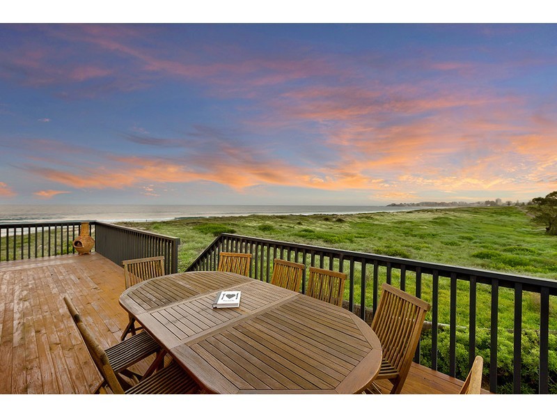 7 Wyuna Avenue, The Entrance North NSW 2261