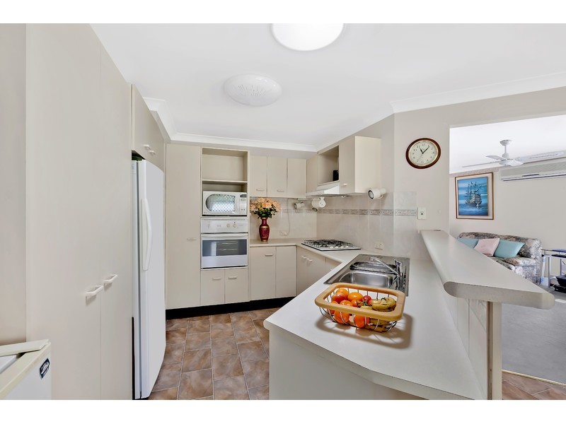 7 Tweed Close, Bateau Bay NSW 2261