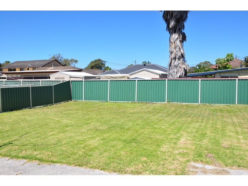 30 Tasman Avenue, Killarney Vale NSW 2261