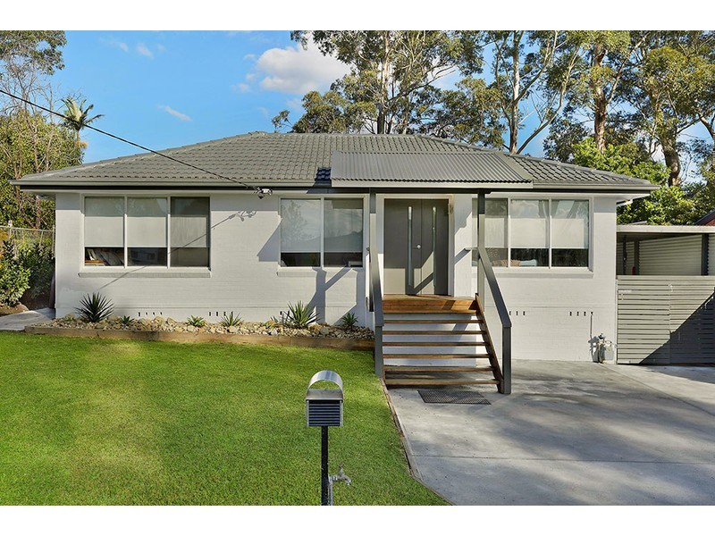 18 Grevillea Crescent, Berkeley Vale NSW 2261