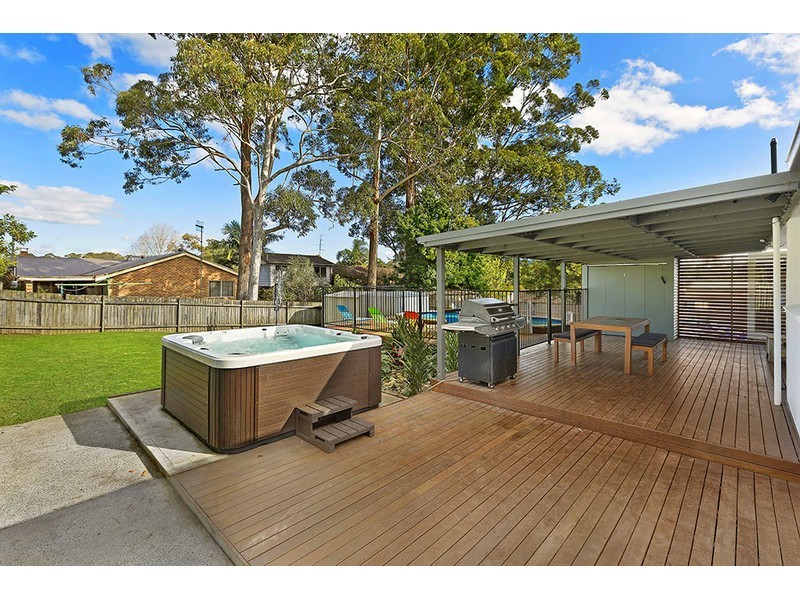 18 Grevillea Crescent, Berkeley Vale NSW 2261