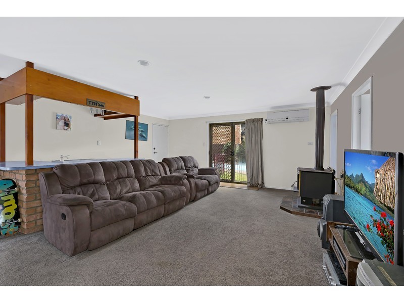 9 Manning Road, The Entrance NSW 2261