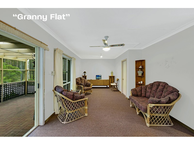 122 Woods Road, Jilliby NSW 2259