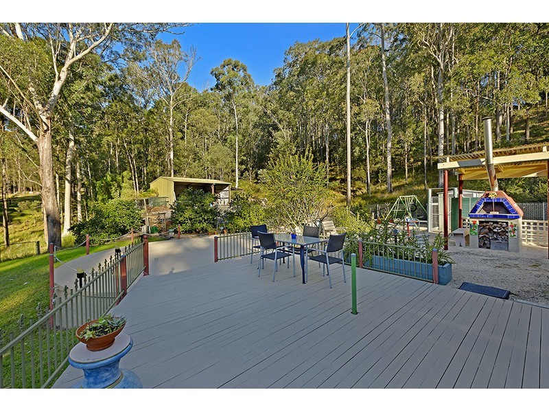 122 Woods Road, Jilliby NSW 2259