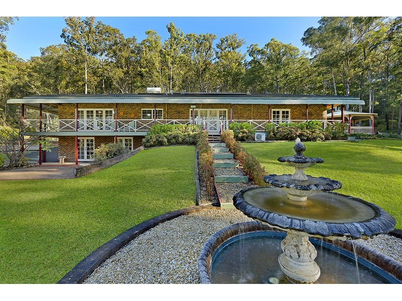 122 Woods Road, Jilliby NSW 2259