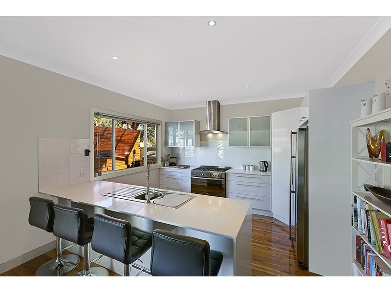 28 Kingsford Smith Drive, Berkeley Vale NSW 2261