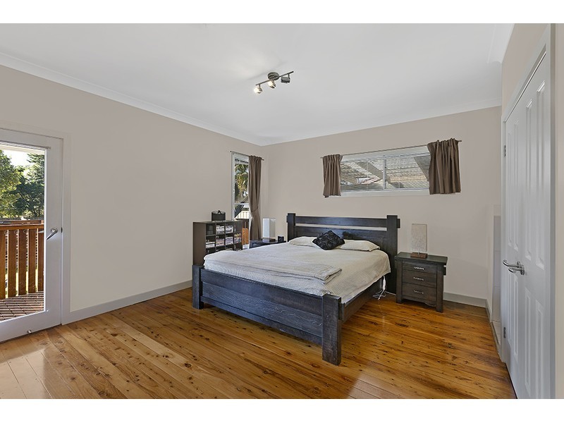 28 Kingsford Smith Drive, Berkeley Vale NSW 2261