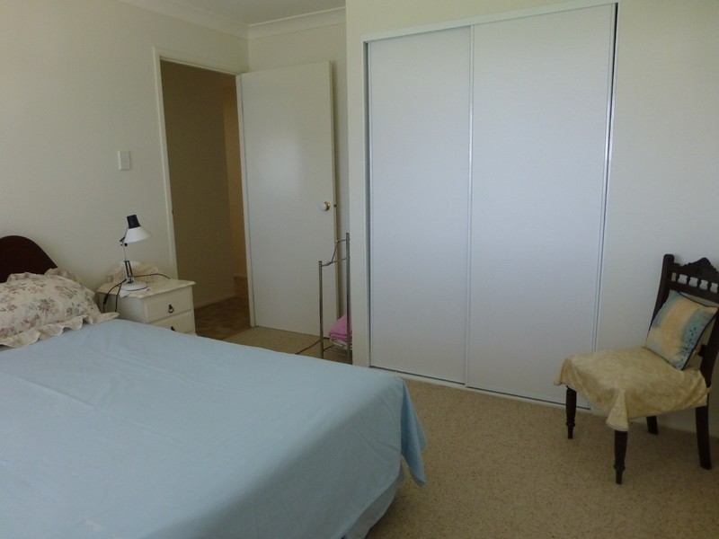 4 Parkside Avenue, Bateau Bay NSW 2261