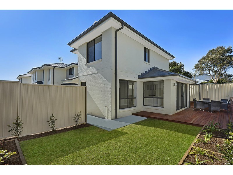 3/7 Koonah Avenue, Blue Bay NSW 2261