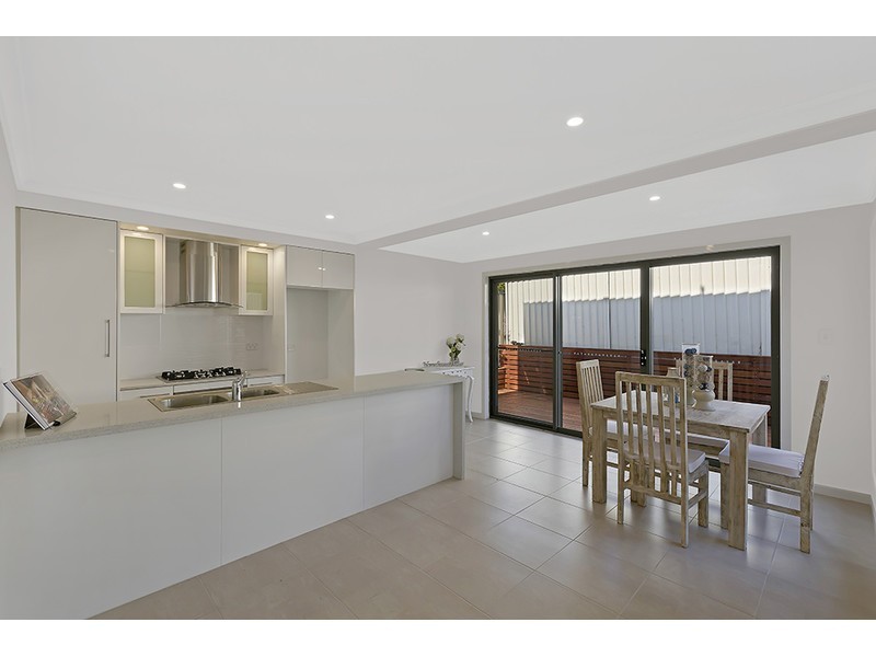 3/7 Koonah Avenue, Blue Bay NSW 2261