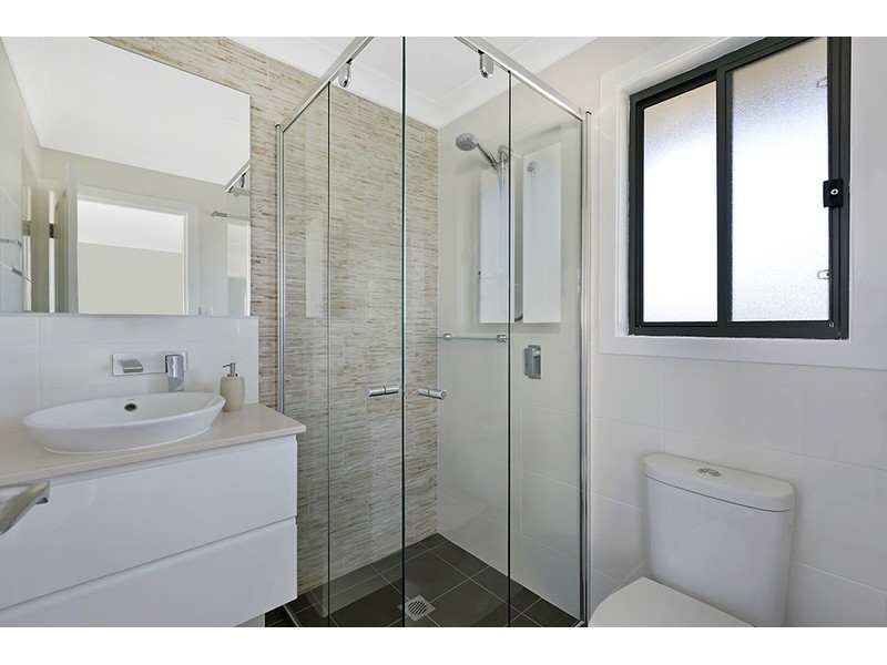 3/7 Koonah Avenue, Blue Bay NSW 2261