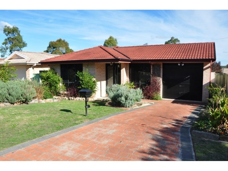 31 Timbara Crescent, Blue Haven NSW 2262