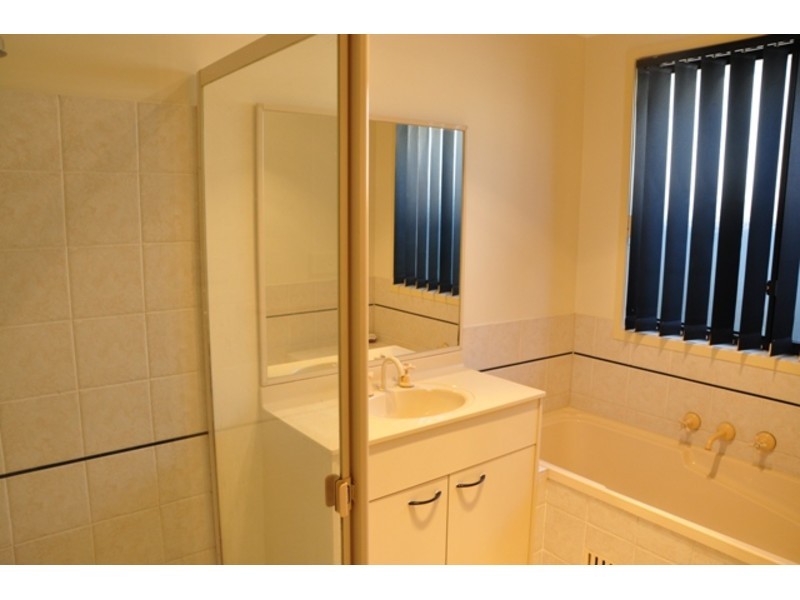 31 Timbara Crescent, Blue Haven NSW 2262