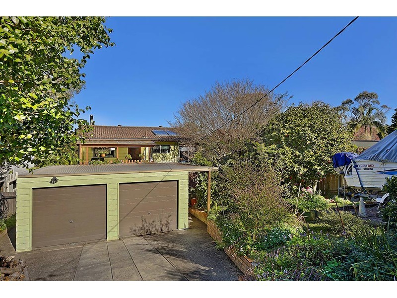 46 Platypus Road, Berkeley Vale NSW 2261