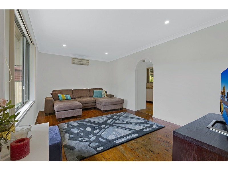 14 Seawind Terrace, Berkeley Vale NSW 2261