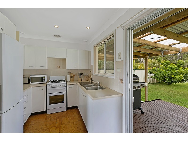 14 Seawind Terrace, Berkeley Vale NSW 2261