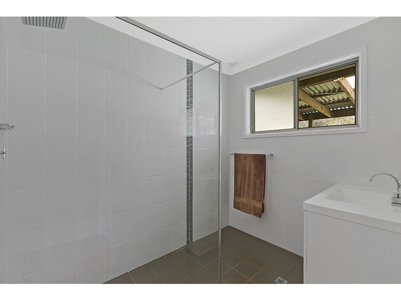 14 Seawind Terrace, Berkeley Vale NSW 2261